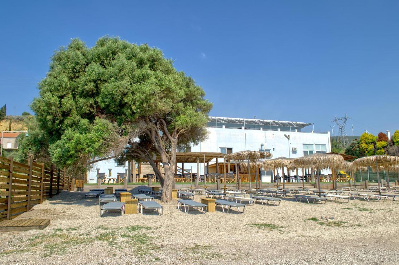 Epipleon Luxury Suites -102- Δωμάτιο 45Τμ Με Βεράντα 35Τμ Μπροστά Στη Θάλασσα นาฟปาคตอส ภายนอก รูปภาพ